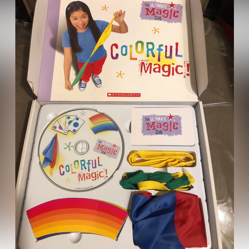 Scholastic Colorful Magic! Box - Picture 2 of 6
